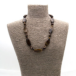 Фото товара бусы из агата коричневого таблетка скошенная 32*18 мм