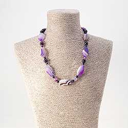 Бусы из агата фиолетового таблетка витая 36*25 мм