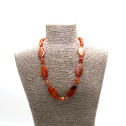 Бусы из сердолика светлого таблетка витая