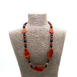 Фото товара бусы из сердолика светлого таблетка витая