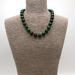 Фото товара бусы из цоизита 12мм