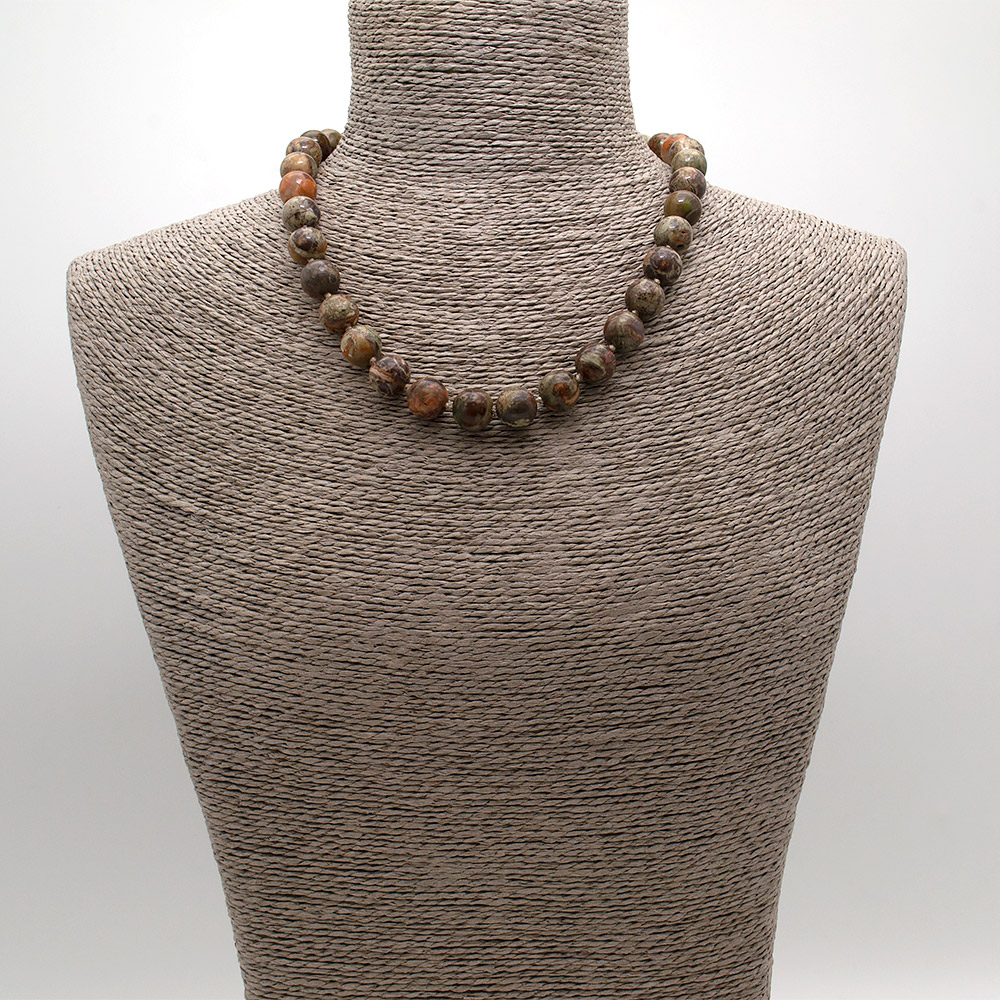 Фото товара бусы из яшмы пейзажной 12 мм