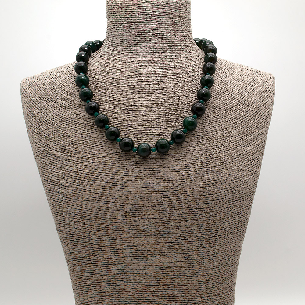 Фото товара бусы из агата цвет хризопраз 14 мм