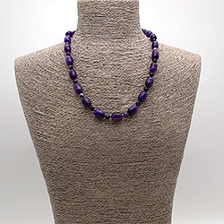 Бусы из агата фиолетового бочонок