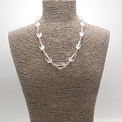 Бусы из горного хрусталя галтовка грань 22*13 мм