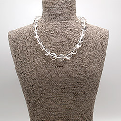 Бусы из горного хрусталя галтовка 19*13 мм