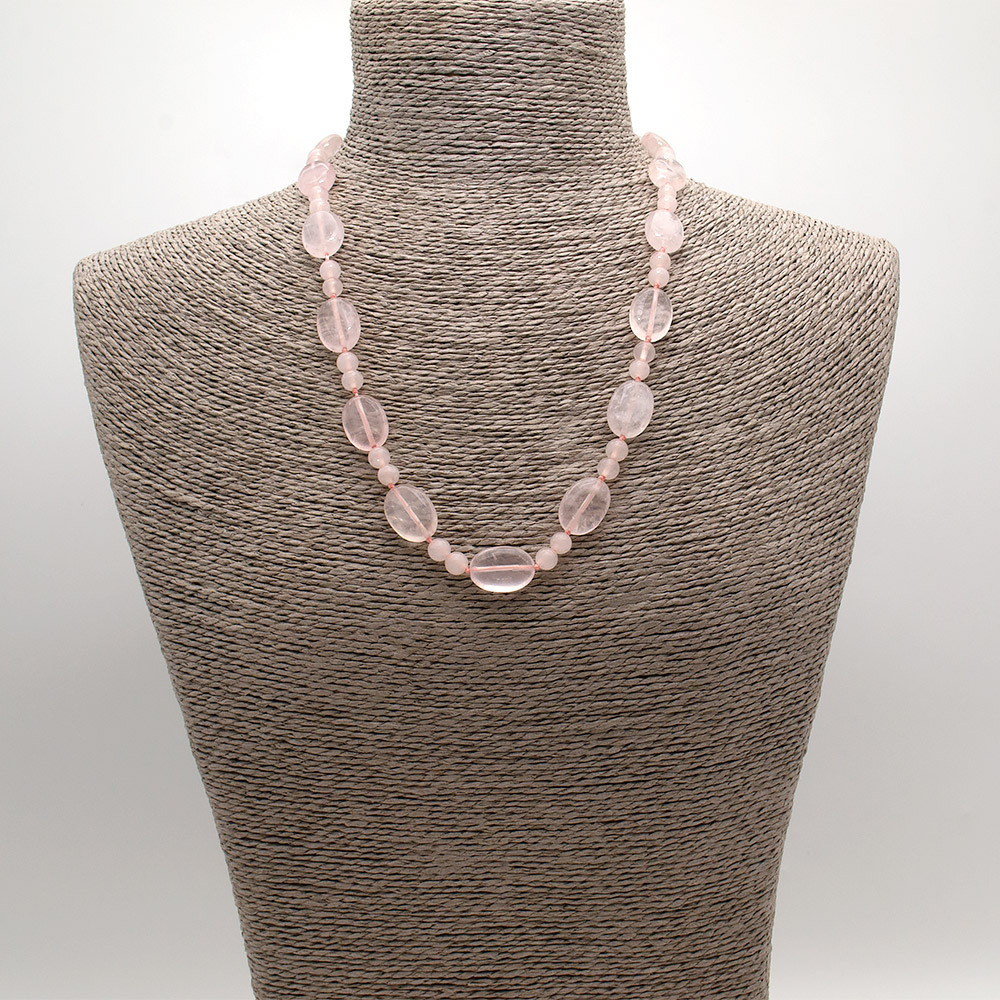 Фото товара бусы из розового кварца таблетка