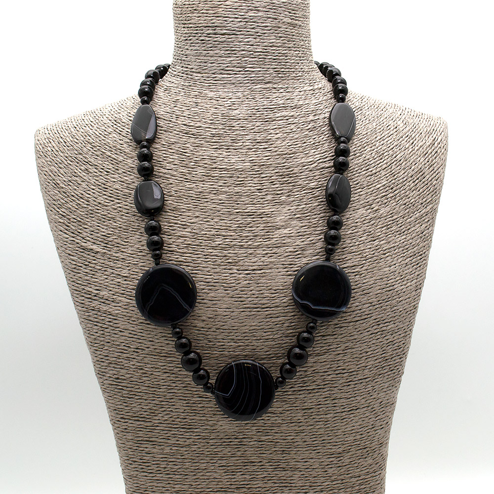 Фото товара бусы из агата черного таблетка круглая комбинированная