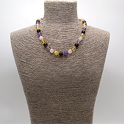 Бусы из самоцветов / 1