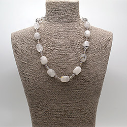 Бусы из кварца волосатика галтовка 21*15 мм