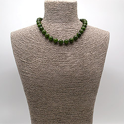 Бусы из нефрита 8 мм