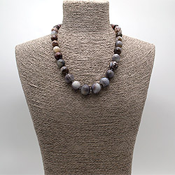 Бусы из агата ботсвана шар на увеличение