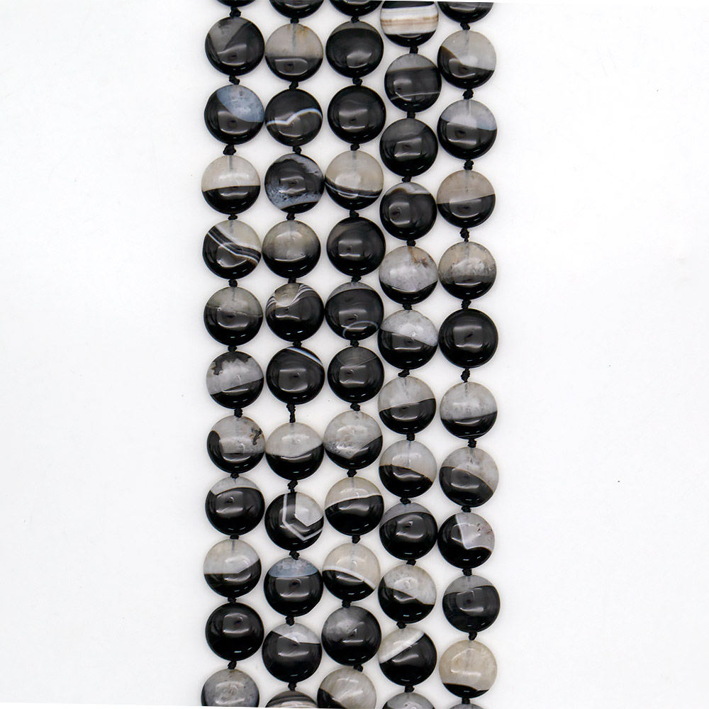 Агат черный с кварцем белым таблетка 18 мм