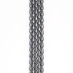 Гематит капля 20*10 мм грань