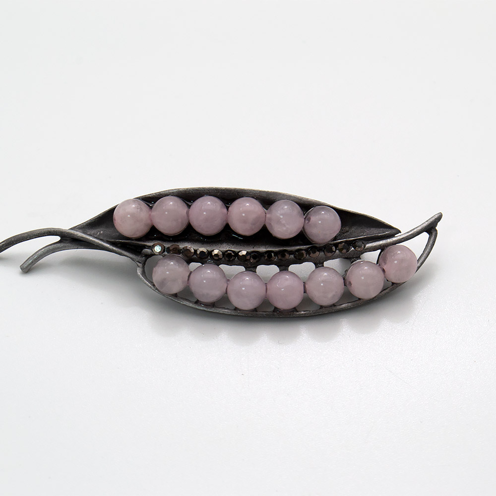 Фото товара брошь "лепесток" розовый кварц со стразами