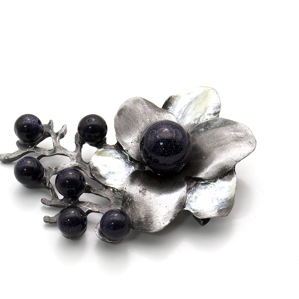 Фото товара брошь - подвеска "канабис" варисцит