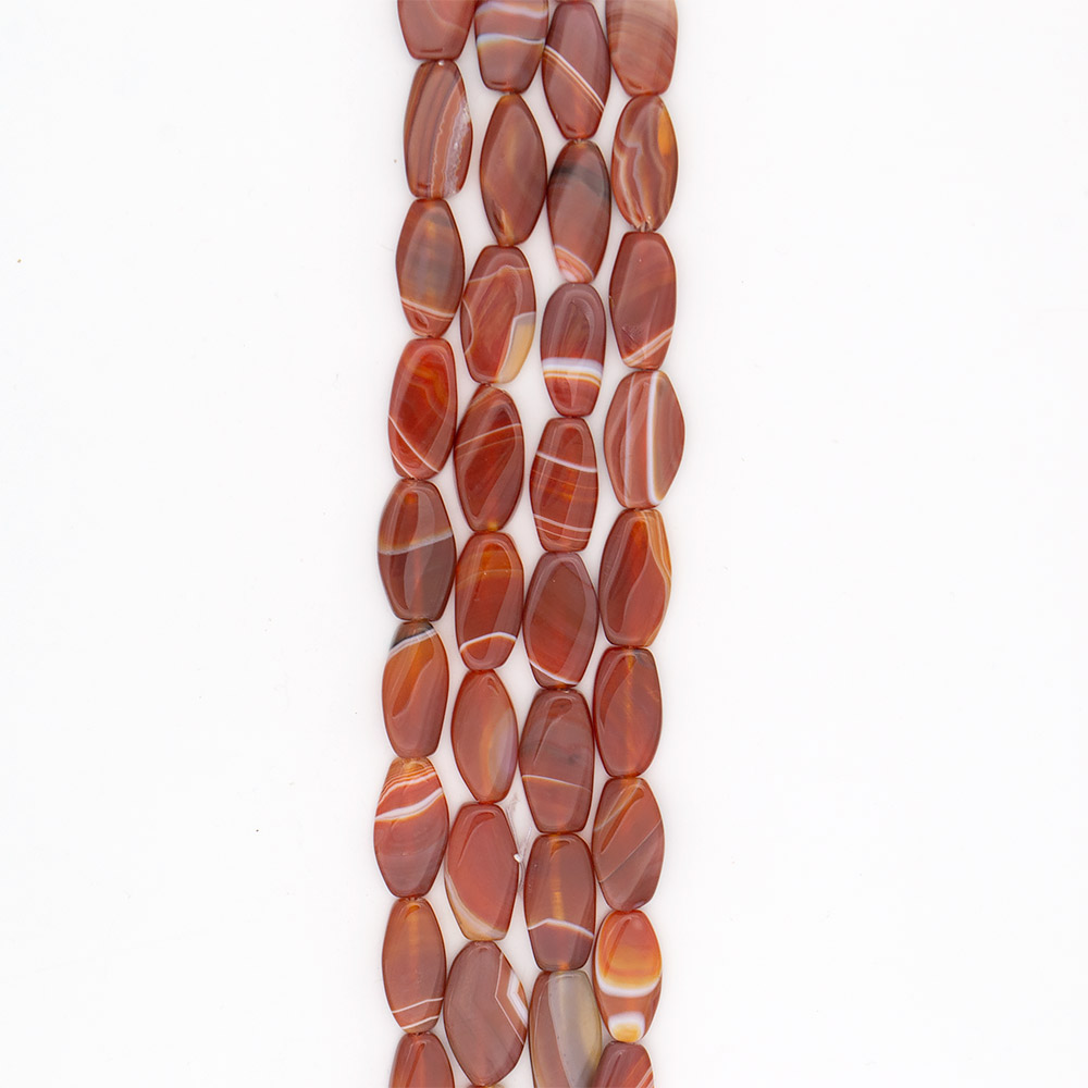 Фото товара сердолик светлый таблетка скошеная 30*16 мм