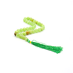 Четки из оникса зеленого 10 мм 33 бусины