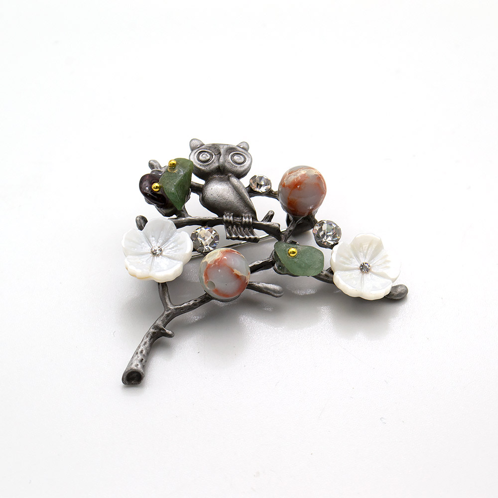 Фото товара брошь "сова на ветке" варисцит а0076