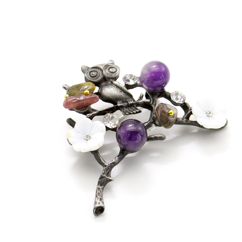 Фото товара брошь "сова на ветке" аметист а0076