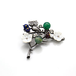 Брошь "Сова на ветке" агат зелёный А0076