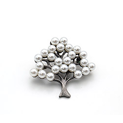 Брошь - подвеска "Дерево малое" майорика белая