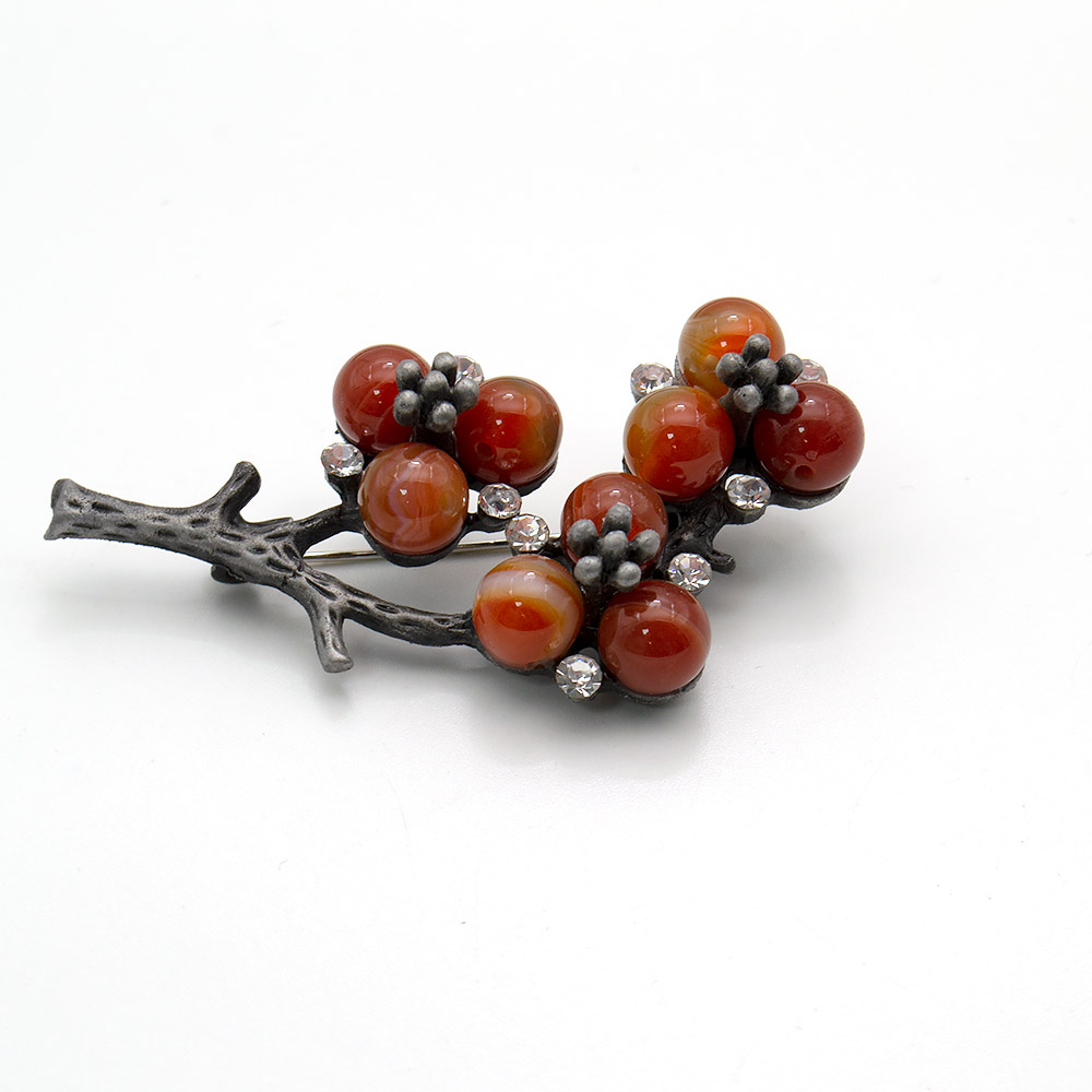 Фото товара брошь "ветка 9 шариков" сердолик а0182