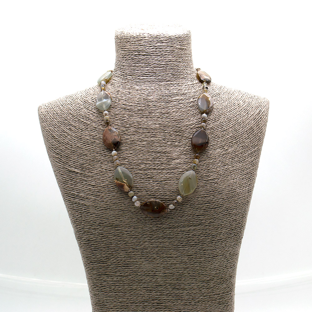 Фото товара бусы из агата пейзажного таблетка 30*20 мм