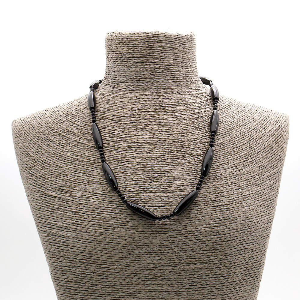 Фото товара бусы из агата черного бочонок 30*8 мм