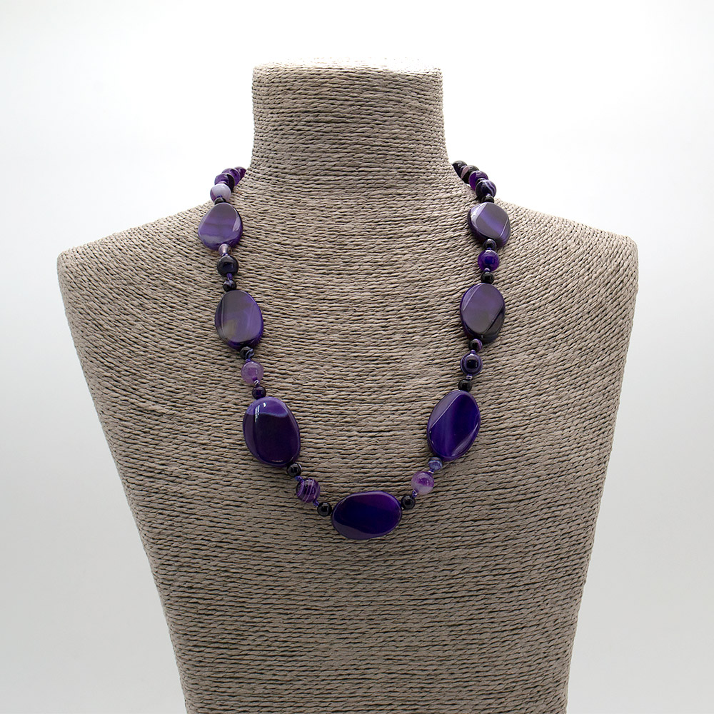 Фото товара бусы из агата фиолетового таблетка витая 30*20 мм