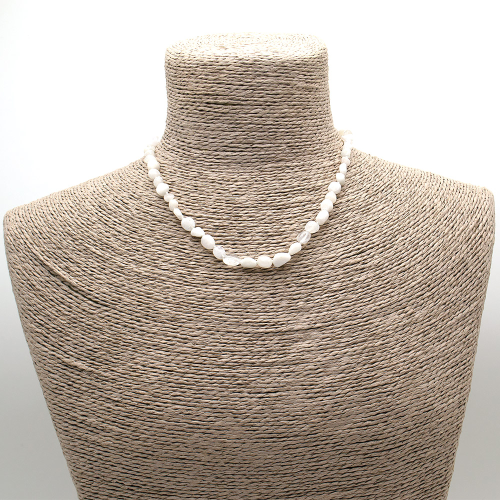 Фото товара бусы из адуляра галтовка 8*6 мм