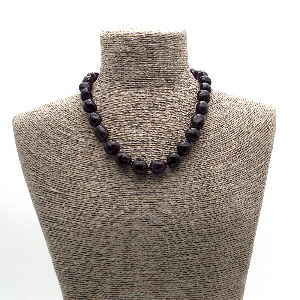 Фото товара бусы из аметиста галтовка 17*14 мм