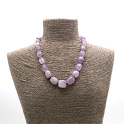 Бусы из аметиста светлого галтовка от 10*9 до 19*14 мм