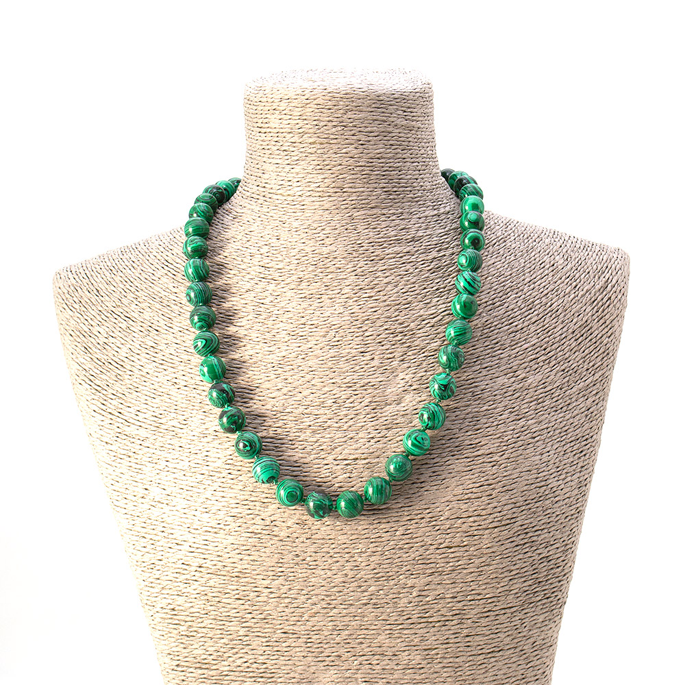 Фото товара бусы из малахита имитации шар 12 мм 