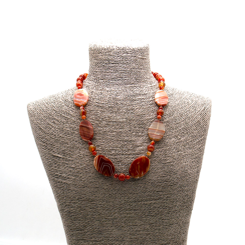 Фото товара бусы из сердолика светлого таблетка овальная