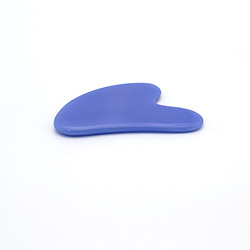 Скребок Гуаша "Сердце" из агата белого