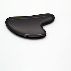 Скребок Гуаша "Сердце" из агата черного