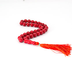 Четки с крестом из коралла имитации 12 мм 30 бусин
