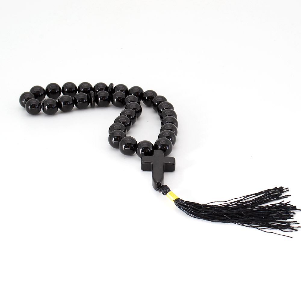 Фото товара четки с крестом из агата черного имитации 12 мм 30 бусин
