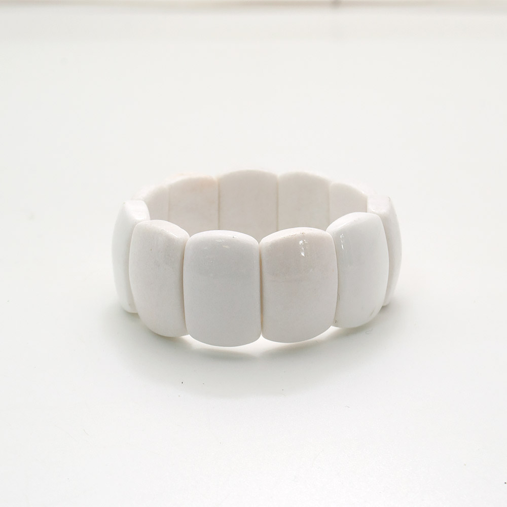 Браслет из кахолонга белого прямоугольник 25*17 мм