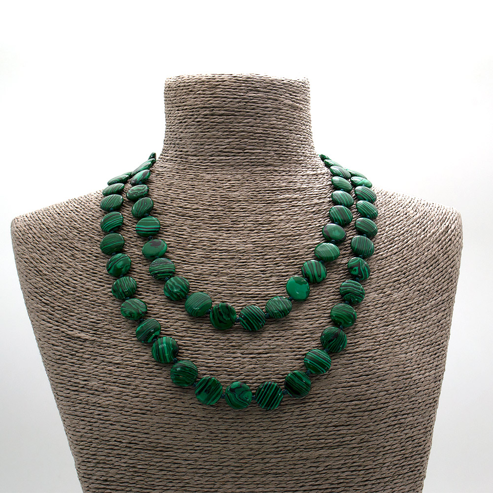 Фото товара бусы из малахита имитации таблетка круглая 