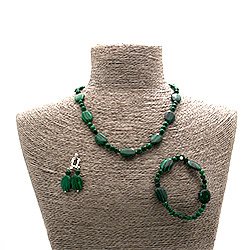 Бусы,браслет,серьги из малахита имитации таблетка овальная