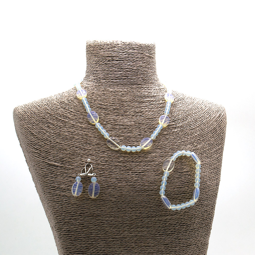 Фото товара бусы,браслет,серьги из лунного имитации таблетка