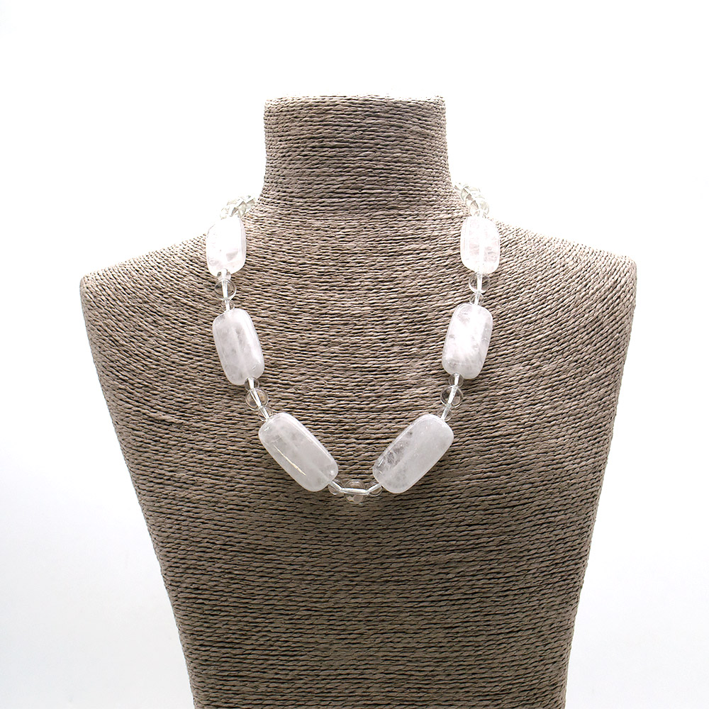 Фото товара бусы из горного хрусталя прямоугольник