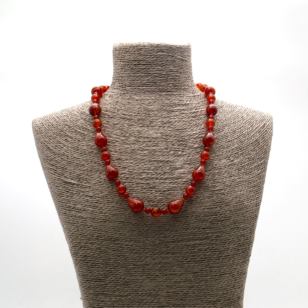 Фото товара бусы из сердолика рыжего однотонного капля