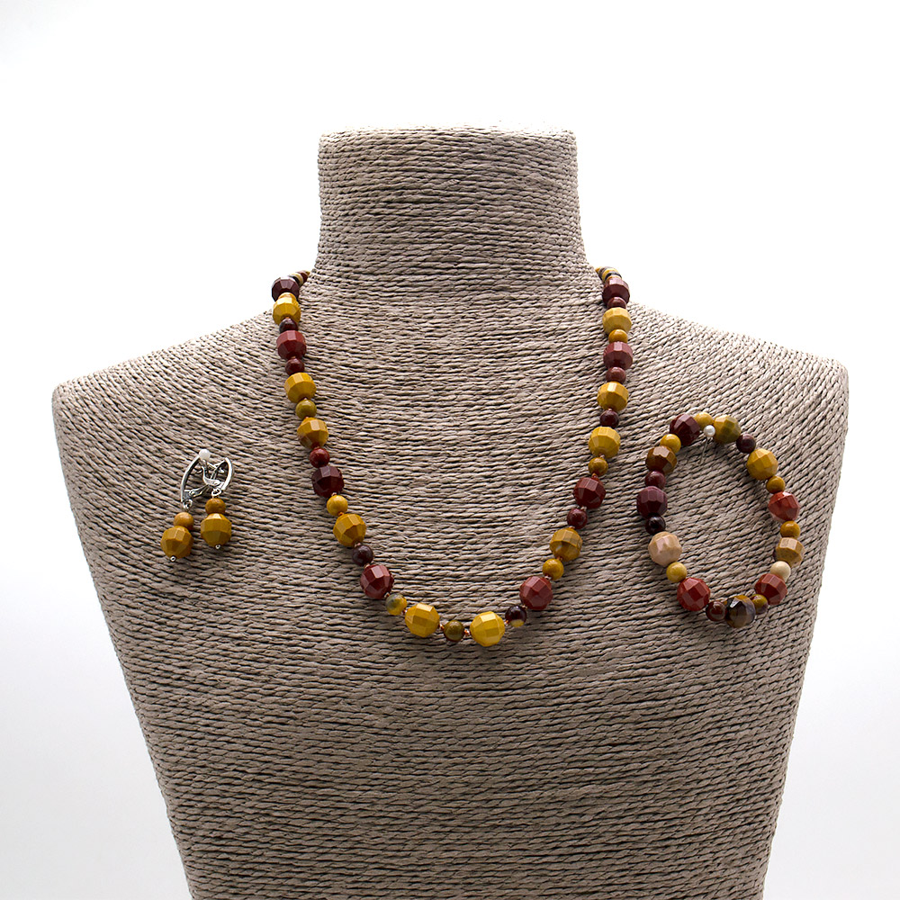 Фото товара бусы,браслет,серьги из яшмы мукаит биконус