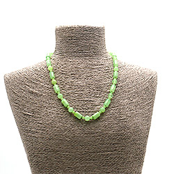 Бусы из оникса зеленого цилиндр