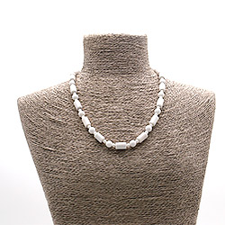 Бусы из кахолонга белого цилиндр