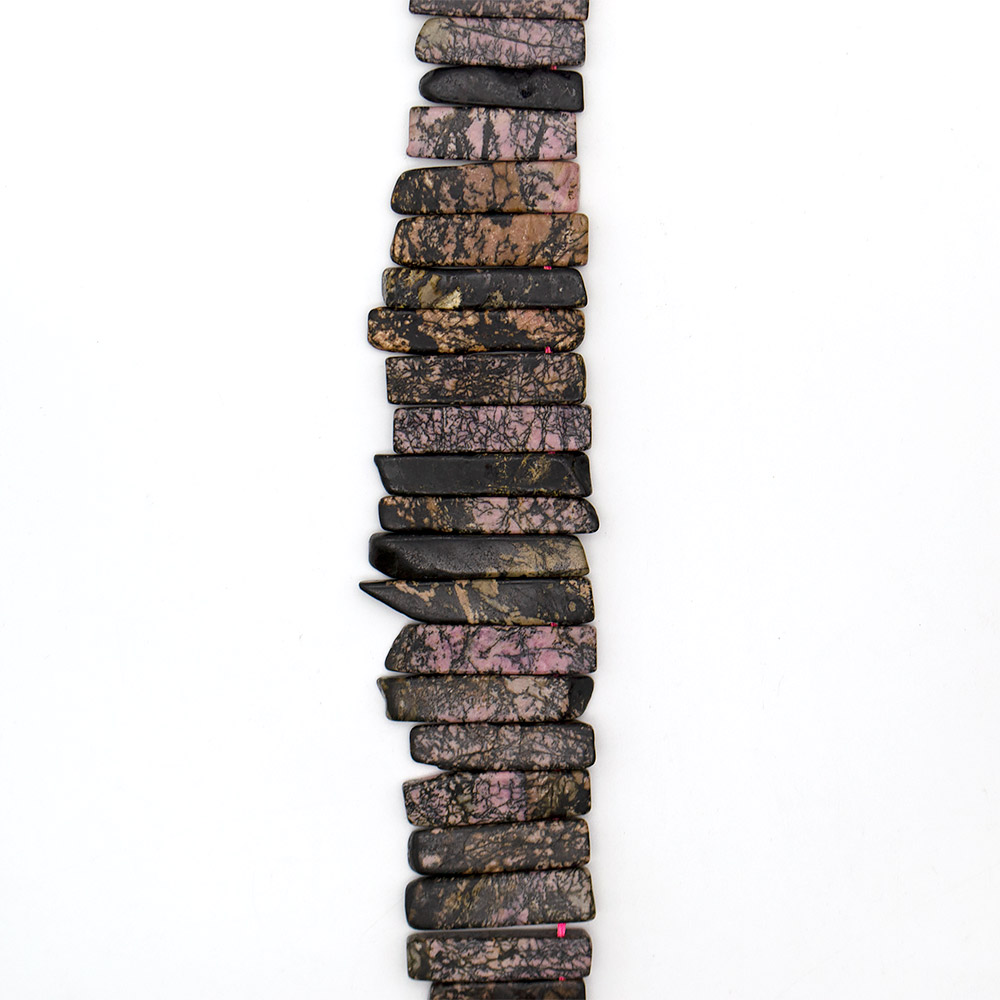 Фото товара родонит пластины на увеличение от 32*10 до 53*10 мм