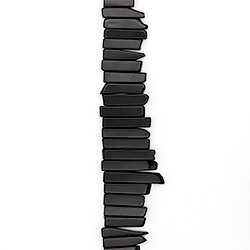 Агат пластины цвет черный на увеличение от 32*10 до 53*10 мм